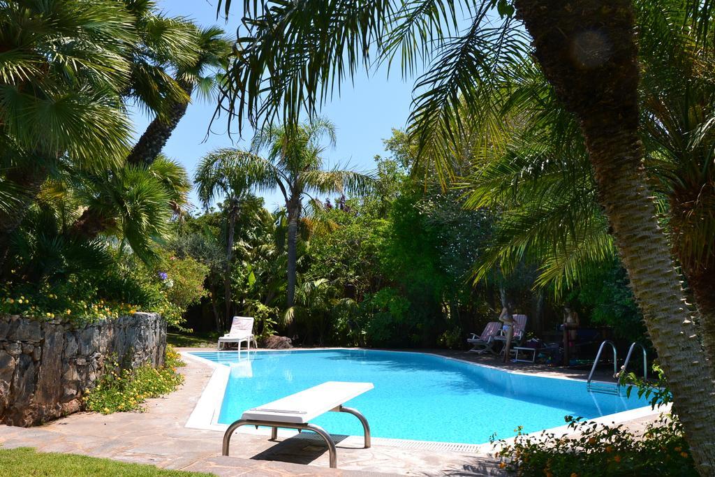 A Casa Di Angela B&B Carbonia Ngoại thất bức ảnh